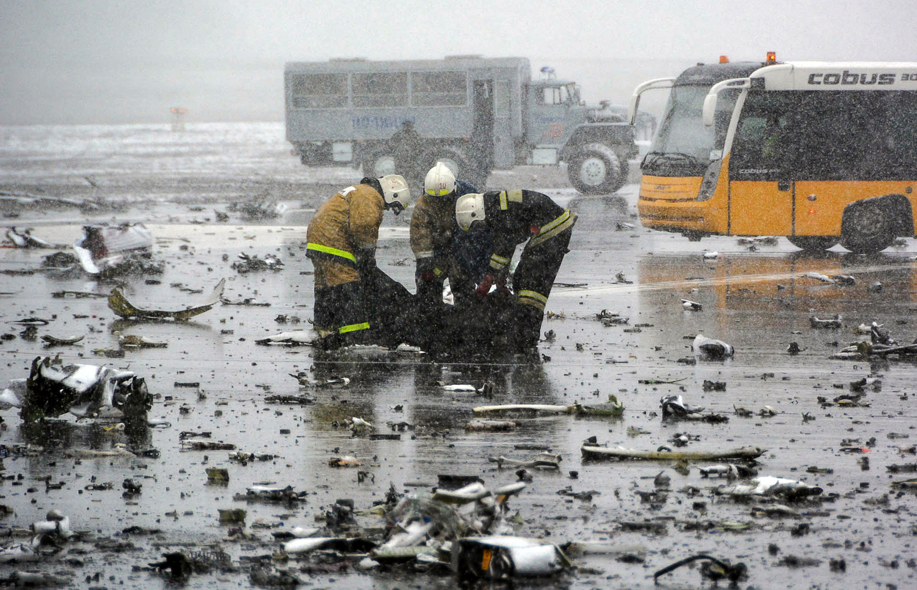 62 Doden Bij Vliegtuigcrash: Waarom Werden Enkele Toestellen... - Het ...