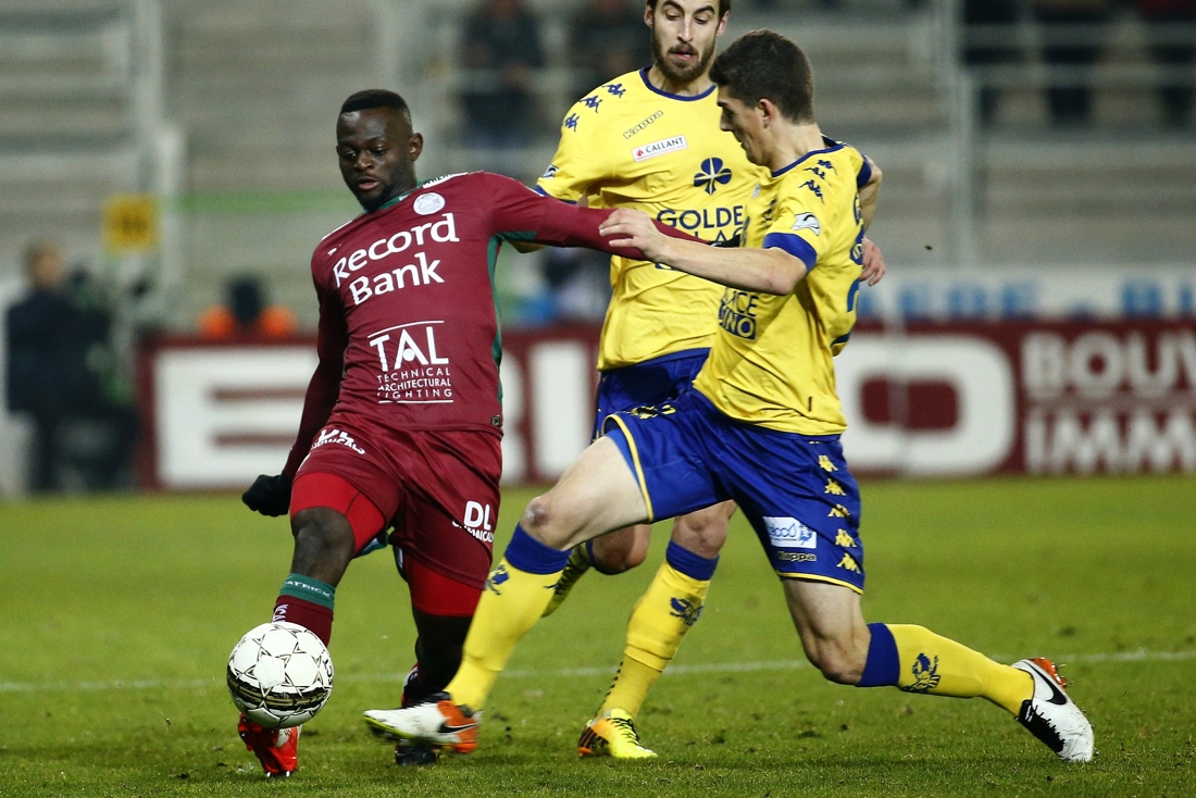 STVV haalt 4 spelers op één dag: ook Vetokele komt - Het ...