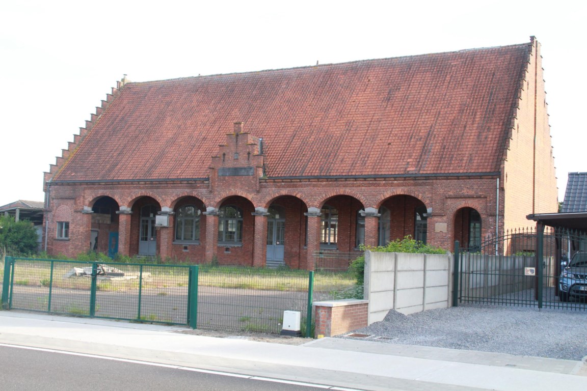 pijn zwaan Netjes Te koop: imposante oude ridderschool van Thiewinkel (Lummen) | Het Belang  van Limburg Mobile