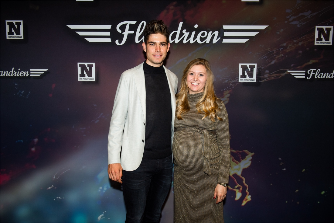 Very Pregnant Sarah De Bie Counts Down To The Birth Of Fons World Today News