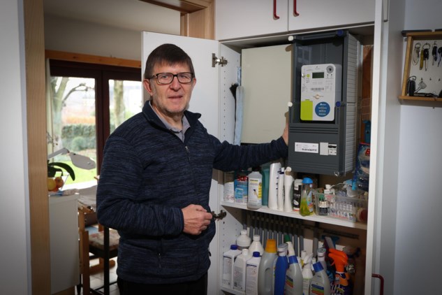 prijs Meisje niezen Help, elektriciteitskast is te klein voor digitale meter” (Diepenbeek) |  Het Belang van Limburg Mobile