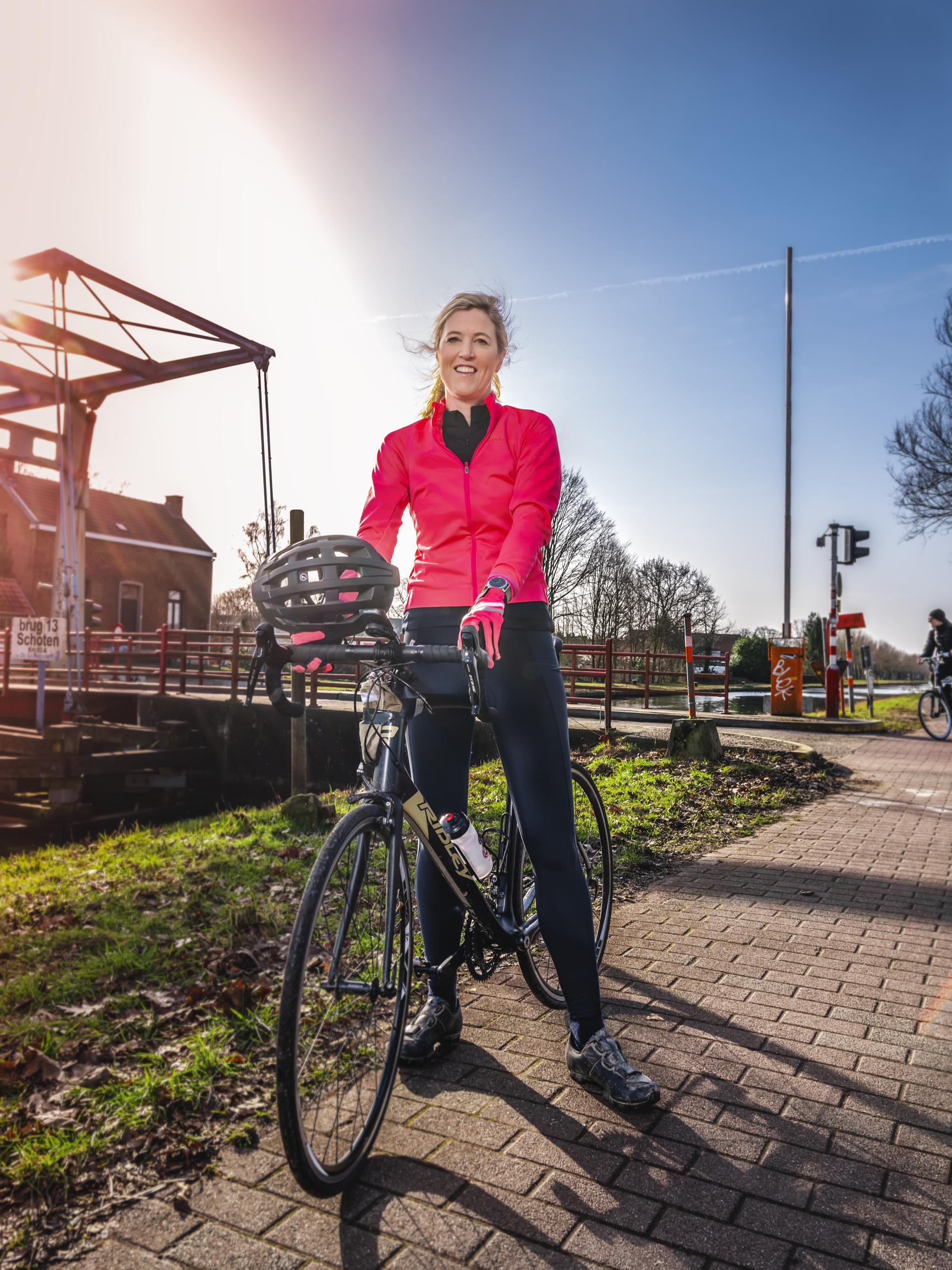 Op De Koersfiets Met Annelies Verlinden Minister Van Binnen Het Belang Van Limburg Mobile