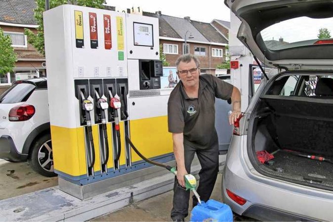 More Dutch people cross the border for petrol: “Pity… (Maaseik)