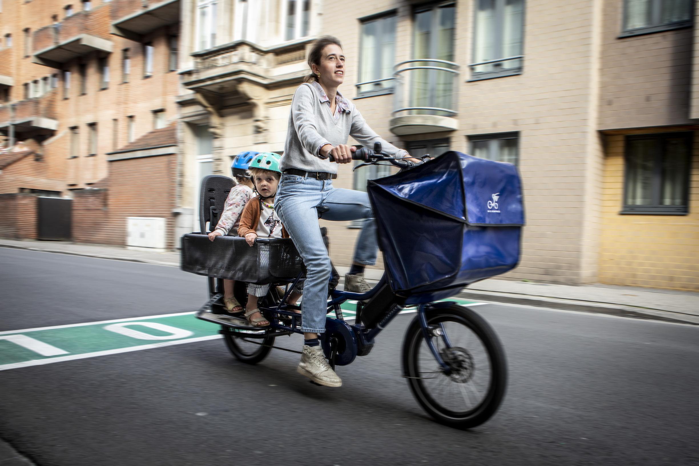 vlotter lijden archief Zo voer je kinderen veilig naar school met de fiets | Het Belang van  Limburg Mobile