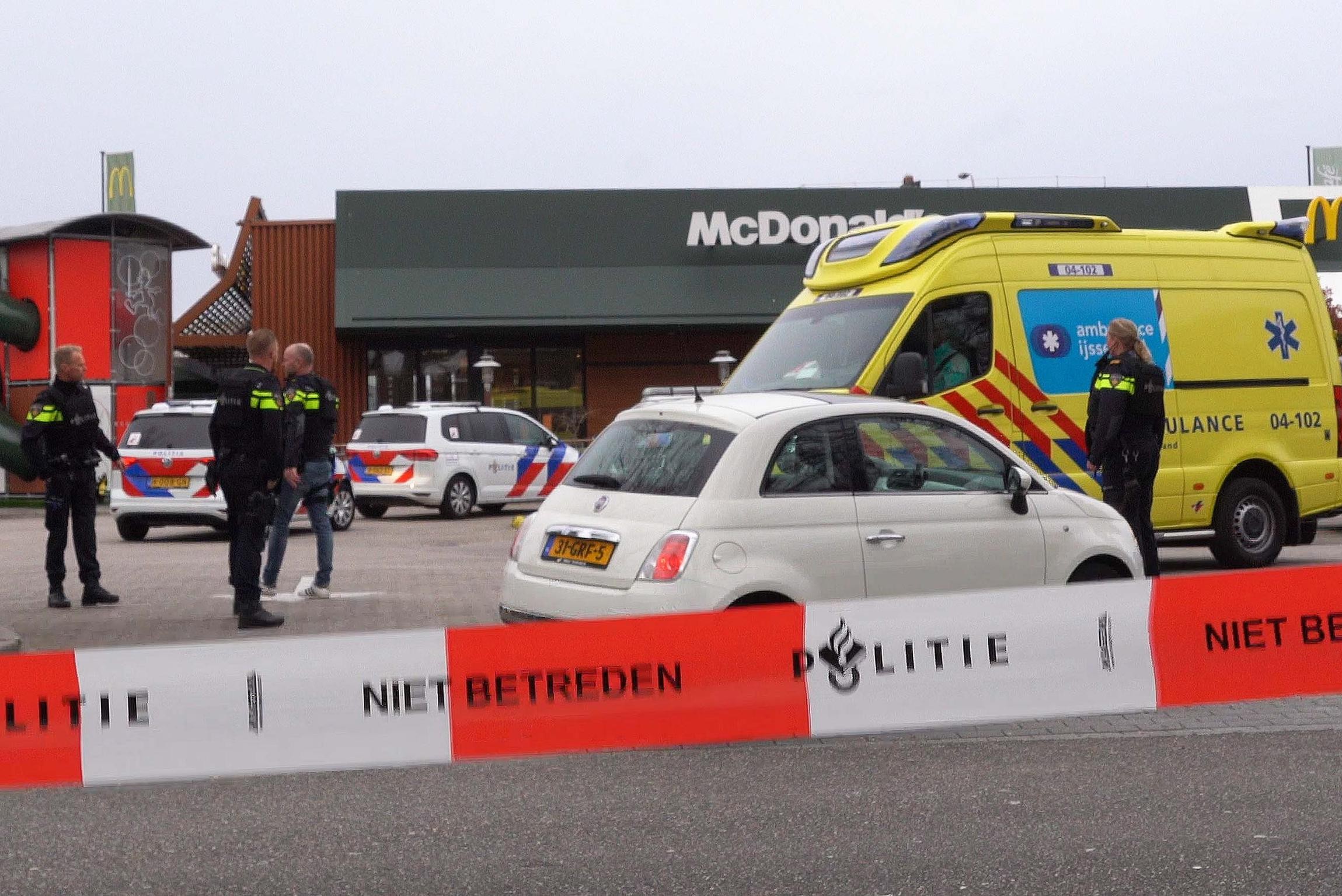 Noti fratelli nei ristoranti sparati davanti a bambini che mangiano al McDonald’s olandese: sospettato (32) arrestato