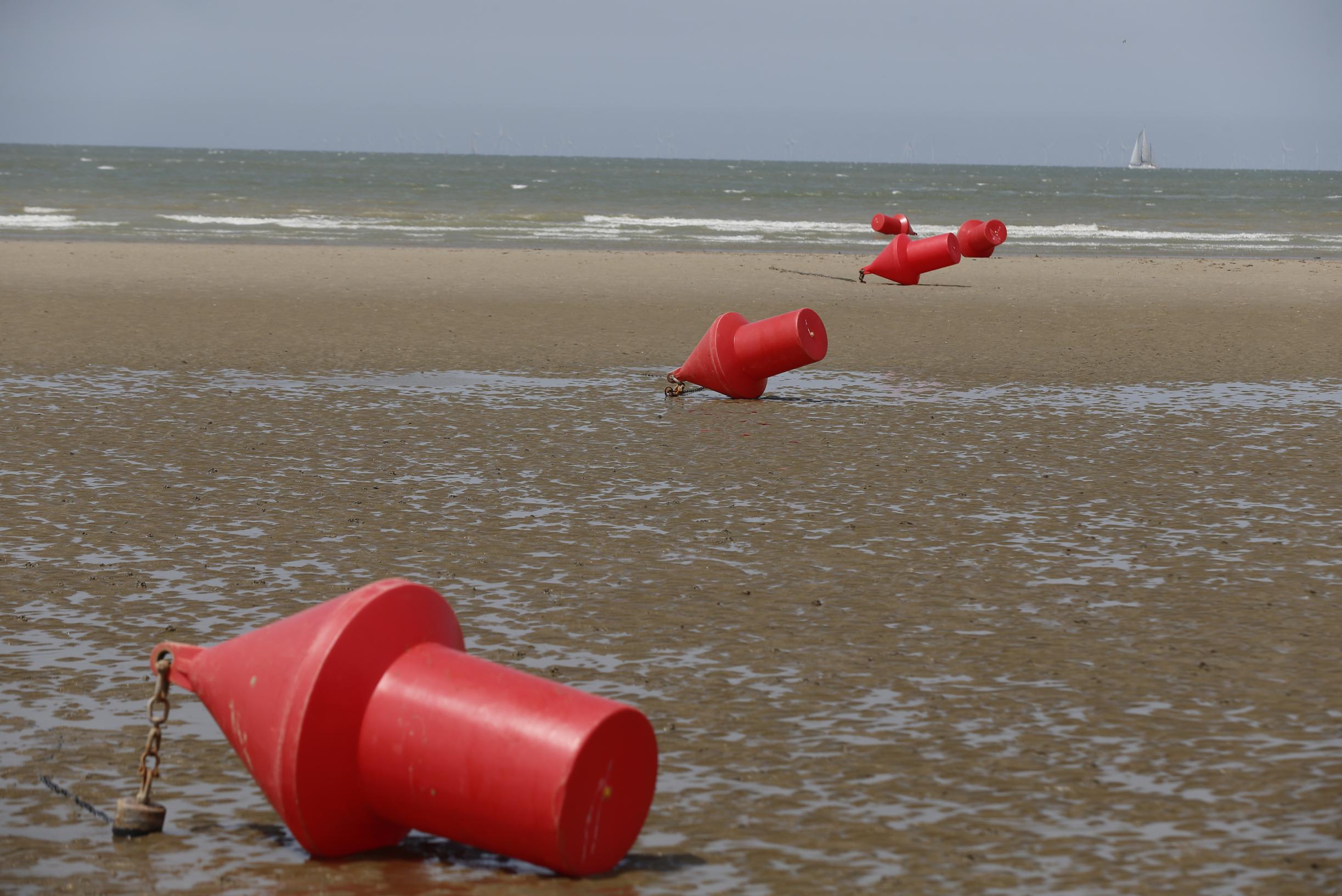 Na overlijden van twee zwemmers: hoe kan de Noordzee zo gevaarlijk zijn?