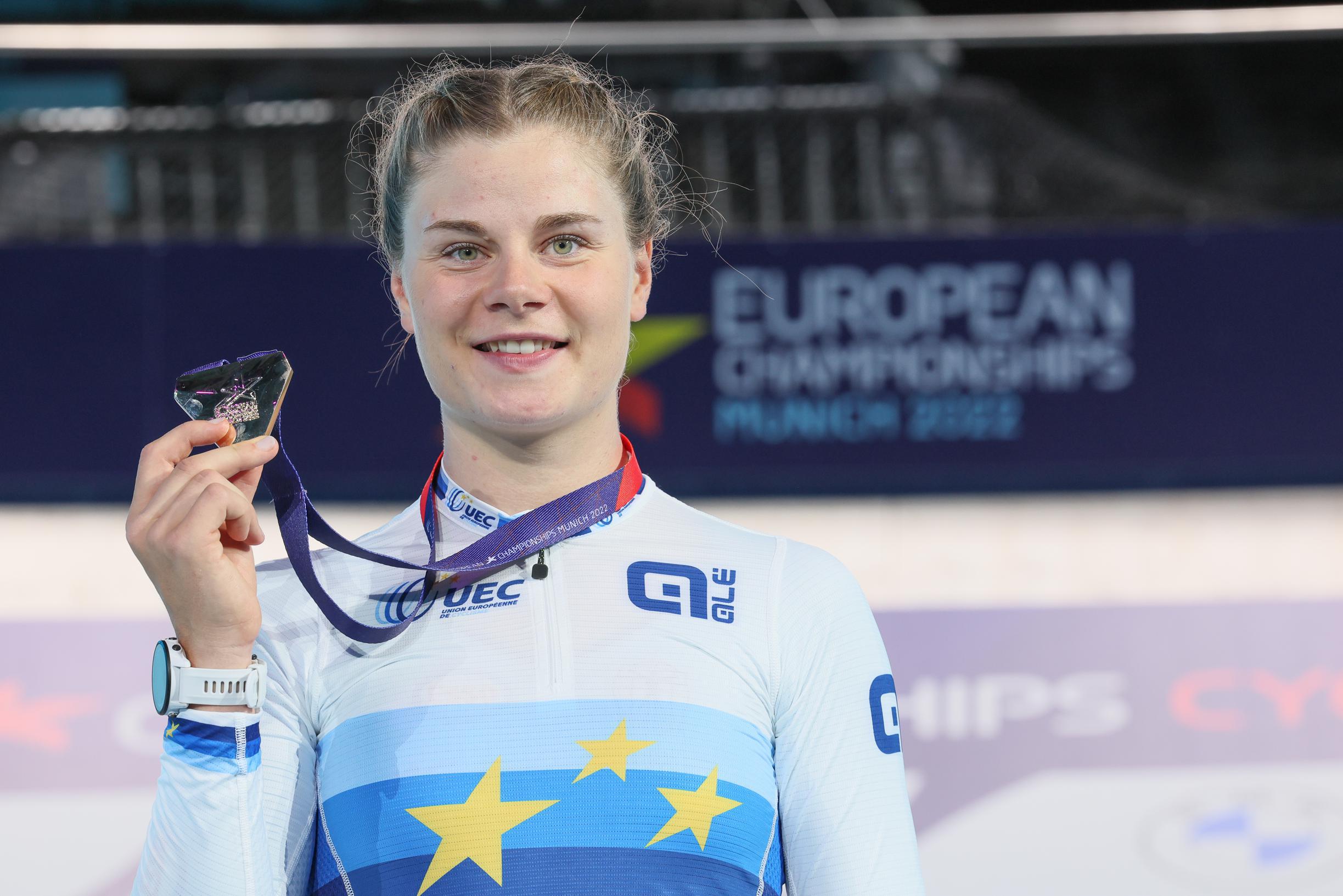 Lotte Kopecky Start EK Baanwielrennen Meteen Met Goud Op De Afvalling ...