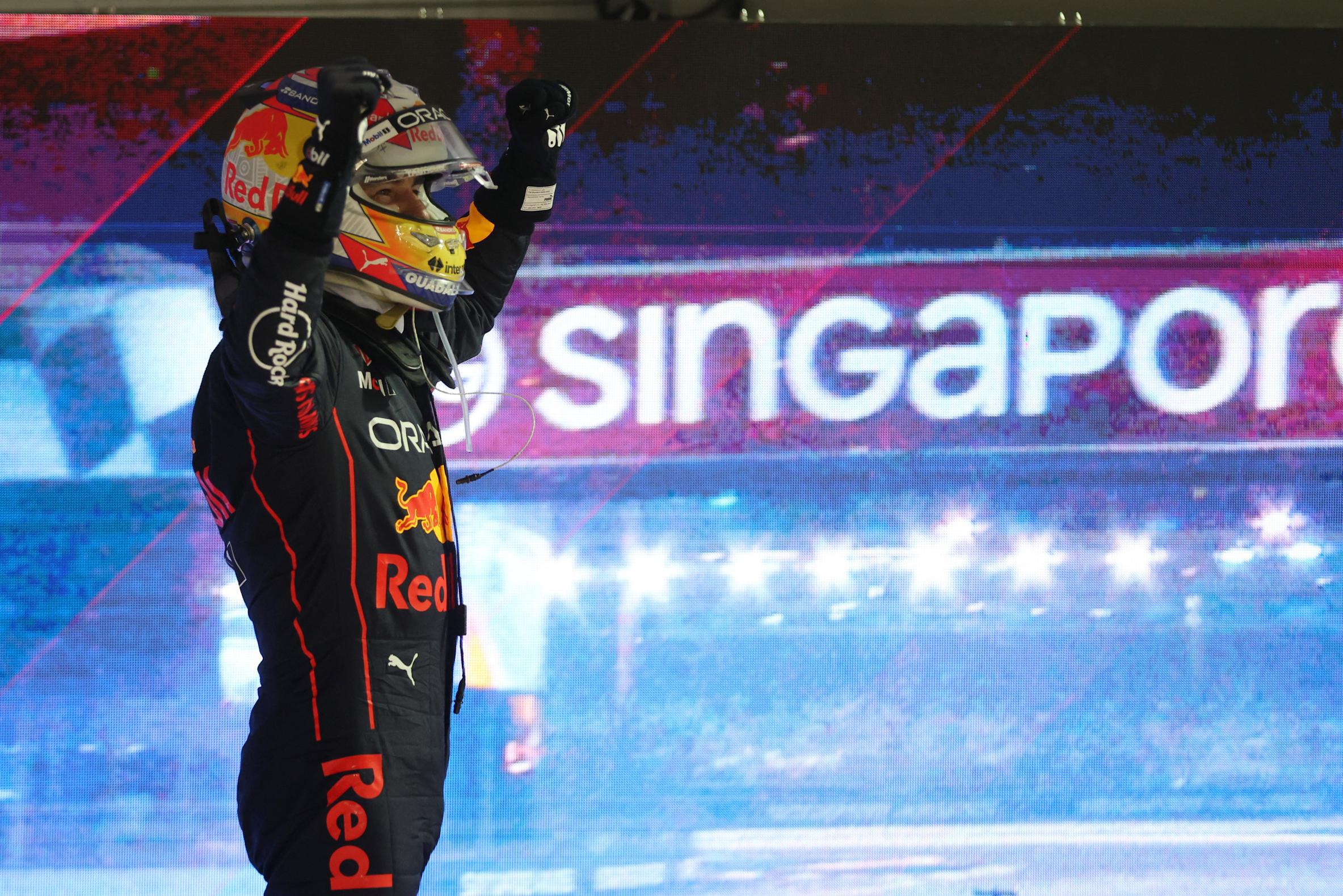 LIVE. Pakt Max Verstappen In Singapore Wereldtitel F1? | Het Belang Van ...