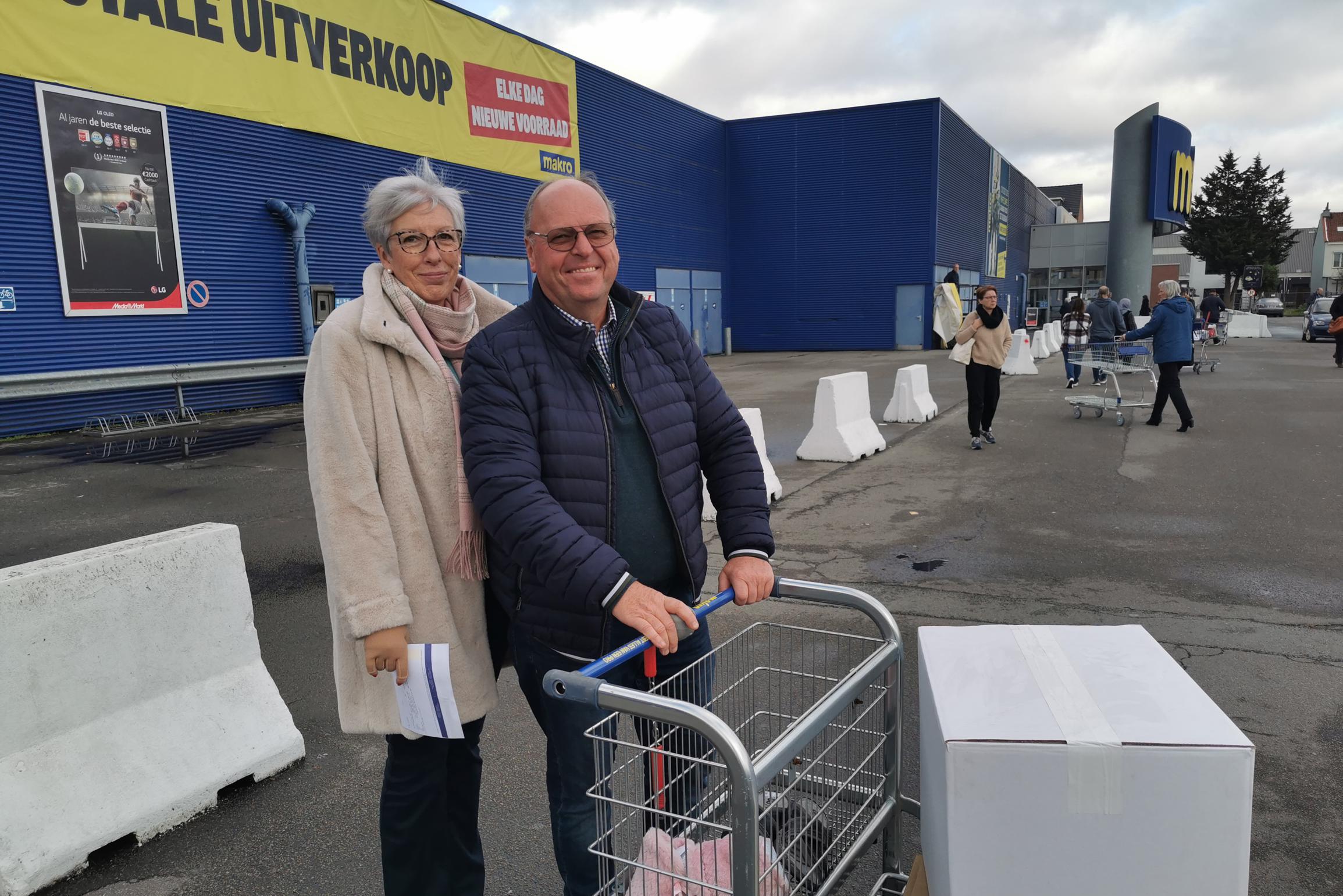aasgieren geland”: meteen op eerste uitverkoopdag bij Makro | Het Belang van Limburg Mobile