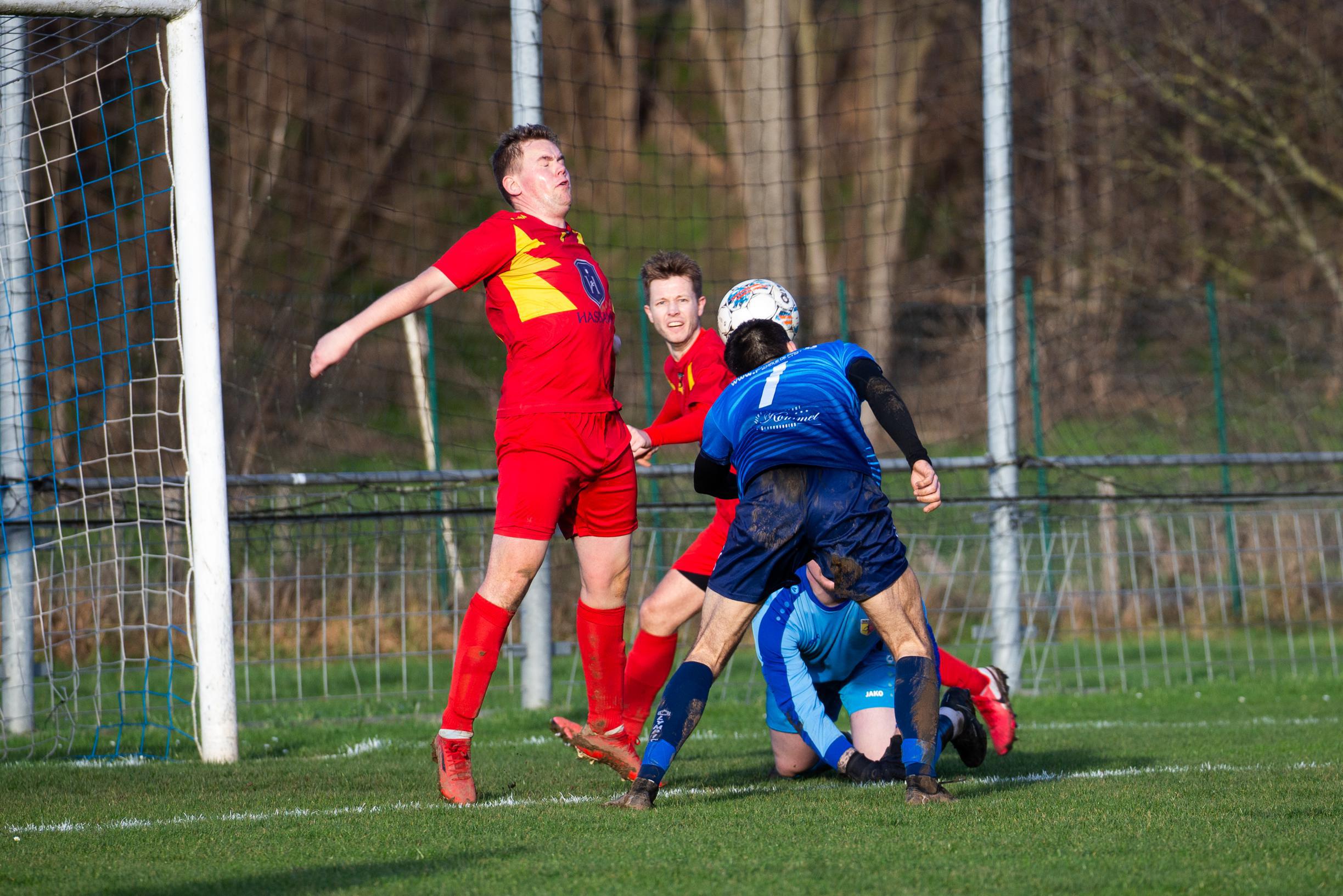 Provinciaal Voetbal Limburg: Vierde Provinciale: Speeldag 18 | Het Belang  Van Limburg Mobile