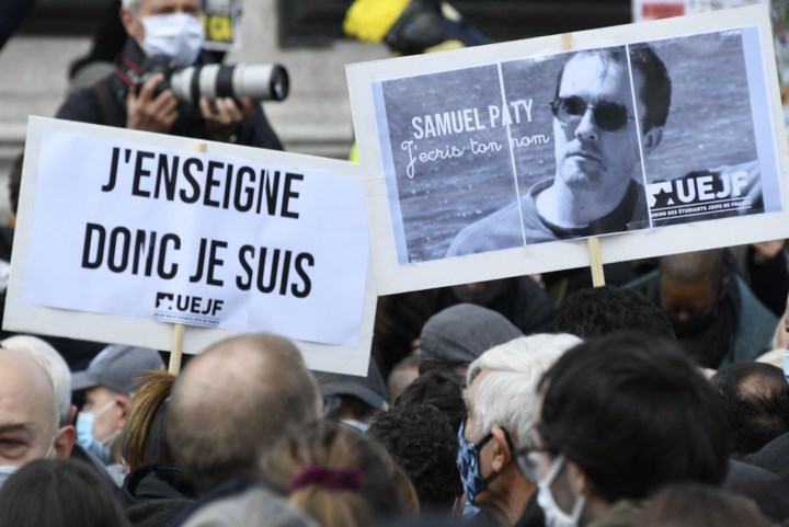 Rechtszaak rond onthoofde Franse leraar Samuel Paty start maandag: zes minderjarigen de rechter