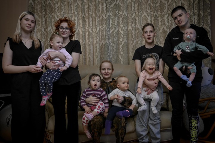 Oekraïense Maria heeft één zoon, twee adoptiekinderen en haalde nog zeven weeskinderen in huis