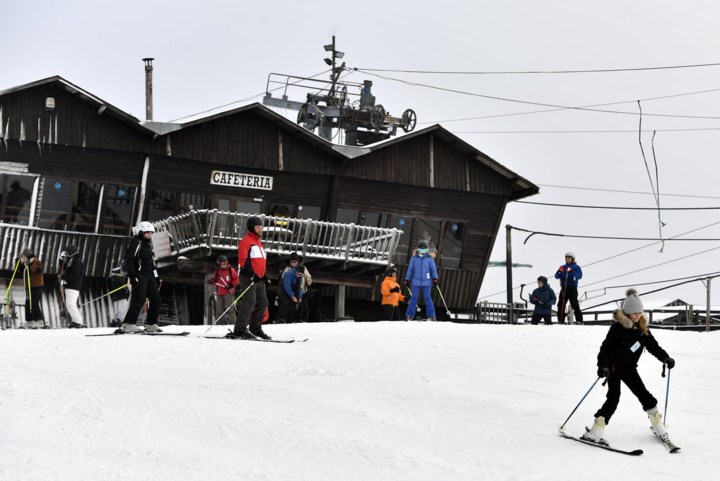 Voor het eerst sneeuwpret in de Ardennen: op deze pistes kan je dit weekend sleeën en skiën