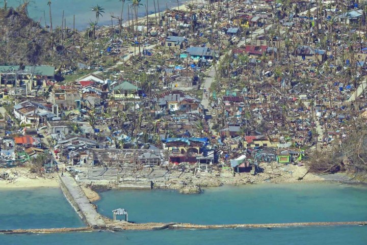 Tsunami-alarm na aardbeving met kracht van 7,6 voor Filipijnse kust