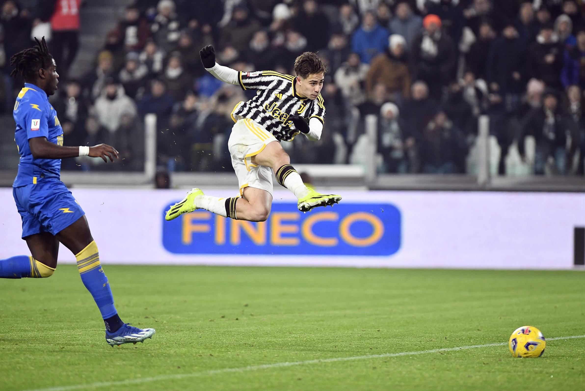 Supertalent Kenan Yildiz (18) scoort fantastische goal voor Juventus, jonge  Belg Joseph Nonge mag opnieuw invallen | Het Belang van Limburg Mobile