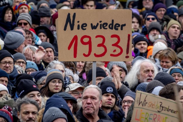 Mehr als 300.000 Deutsche auf der Straße gegen Rechtsextreme (Brüssel)