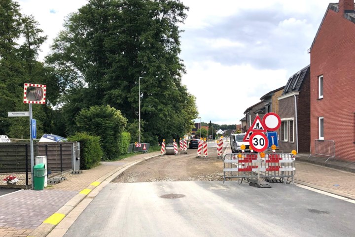 Henri Dunantstraat in Lanaken tijdelijk afgesloten: “We zullen wellicht voor bouwverlof klaar zijn”